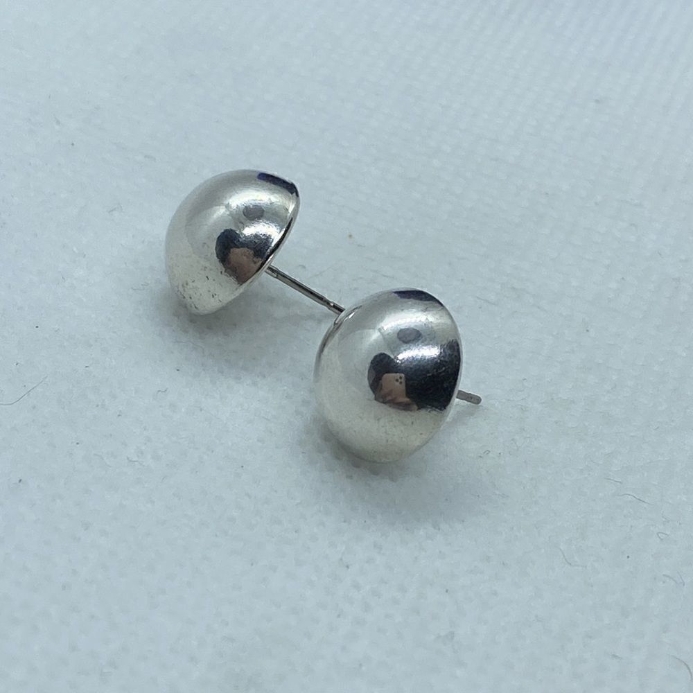 💛 925 Button Earrings - Picture 2 of 3